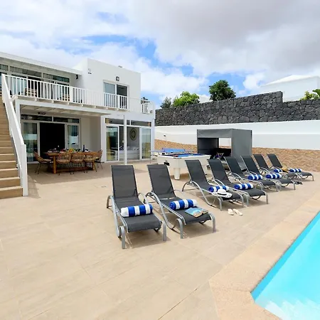 Villa Bella, Modern 4 Bed